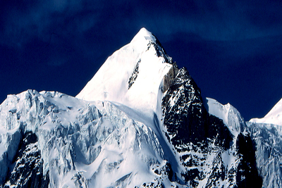 Ascension de Chulu Ouest Peak